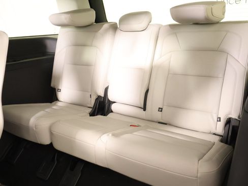 New 2026 Lincoln Navigator Premiere AWD/4WD image 14
