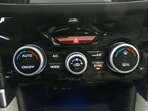 Used 2023 Subaru Forester Limited w/ Popular Package #3 image 37