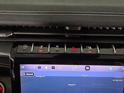 Used 2023 Jeep Grand Cherokee L Limited w/ Luxury Tech Group II image 28