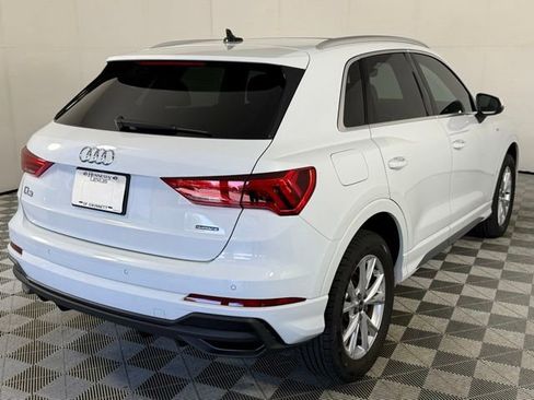 Used 2024 Audi Q3 2.0T Premium Plus w/ Premium Plus Package AWD/4WD image 8