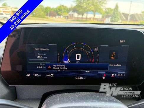 Used 2025 Chevrolet Traverse LT w/ Driver Confidence Package AWD/4WD image 18