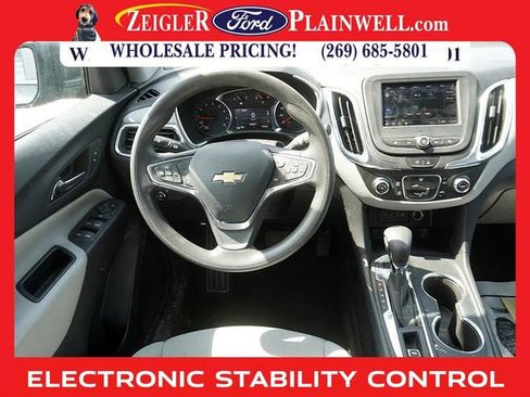 Used 2023 Chevrolet Equinox LS w/ LS Convenience Package image 12