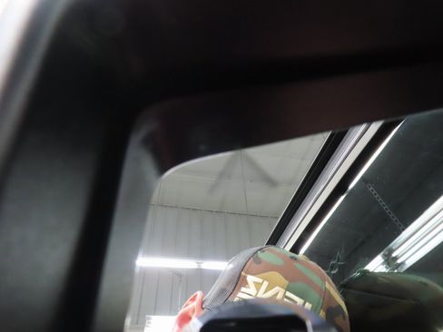 Used 2021 Jeep Wrangler Unlimited Sahara image 59