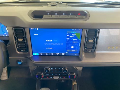 New 2026 Ford Bronco Badlands AWD/4WD image 23
