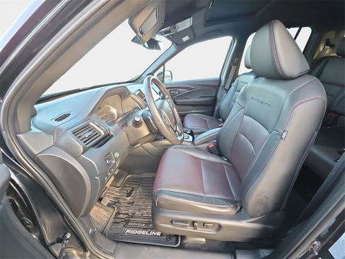 Certified 2023 Honda Ridgeline Black Edition image 12