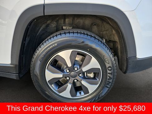 Used 2024 Jeep Grand Cherokee Limited 4xe AWD/4WD image 46