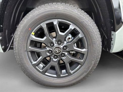 New 2026 Toyota Tundra Platinum image 9
