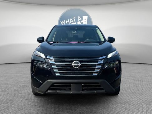 Used 2024 Nissan Rogue SV AWD/4WD image 9