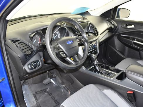 Used 2017 Ford Escape SE w/ Equipment Group 201A AWD/4WD image 35
