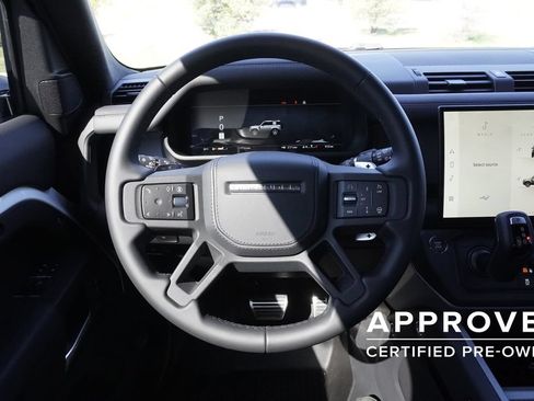 Used 2026 Land Rover Defender 90 V8 AWD/4WD image 10