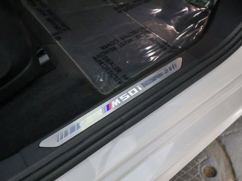 Used 2021 BMW X7 M50i image 65