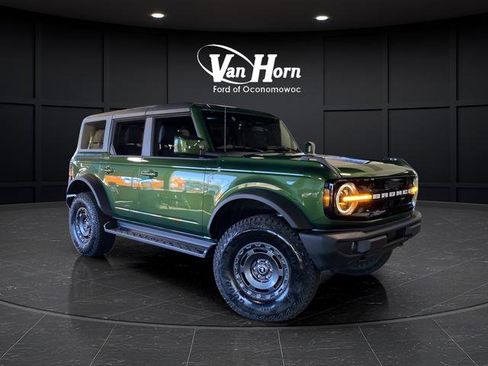 New 2025 Ford Bronco Outer Banks w/ Sasquatch Package AWD/4WD image 39