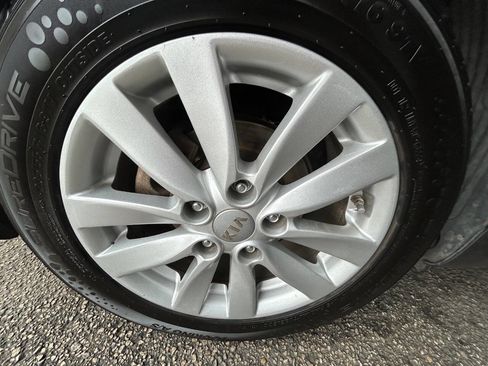 Used 2015 Kia Forte EX image 21