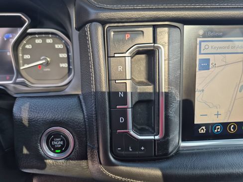 Used 2021 GMC Yukon XL Denali w/ Denali Premium Package AWD/4WD image 17
