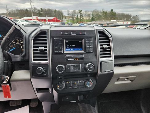 Used 2016 Ford F150 XLT w/ Equipment Group 301A Mid image 10