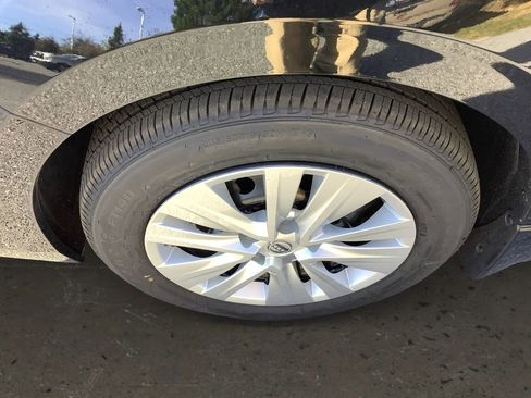 New 2025 Nissan Sentra S image 10