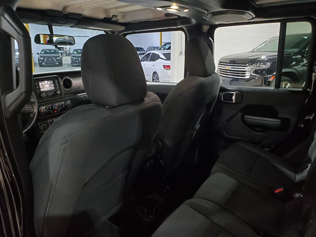 Used 2021 Jeep Gladiator Sport AWD/4WD image 23