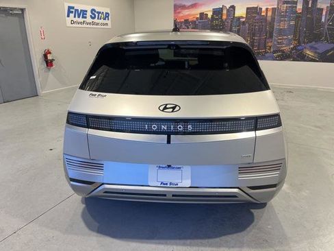New 2024 Hyundai Ioniq 5 Limited image 8