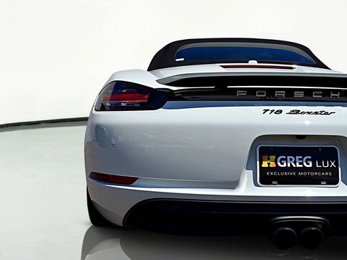 Used 2024 Porsche 718 Boxster image 46