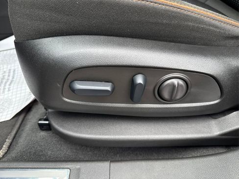 Used 2023 GMC Acadia AT4 image 42