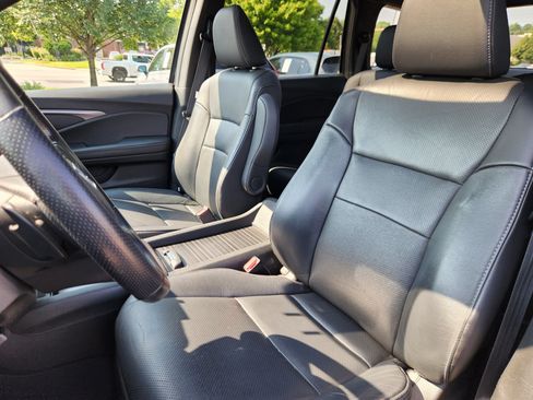 Certified 2023 Honda Passport EX-L image 7