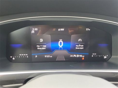 Certified 2024 Volkswagen Tiguan SE R-Line image 25