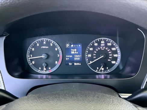 Used 2017 Hyundai Sonata SE w/ Cargo Package FWD image 12
