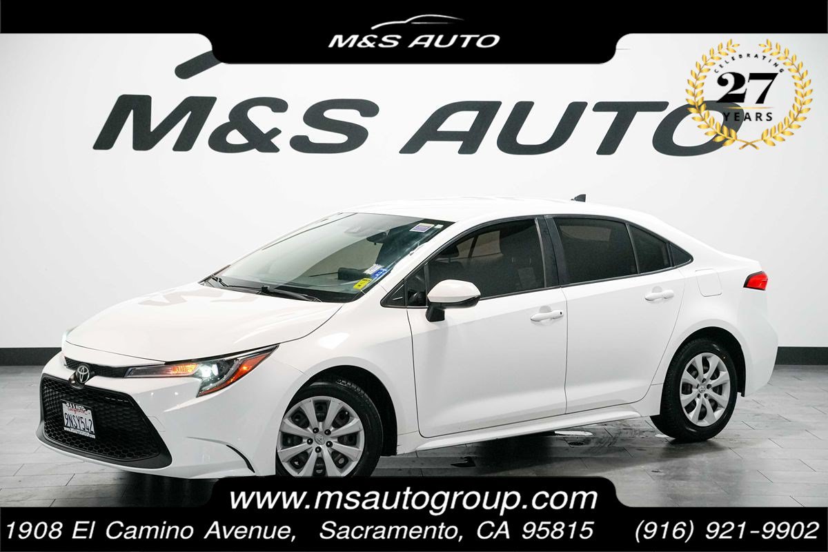 Used 2022 Toyota Corolla LE FWD image 1