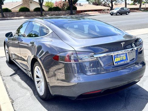 Used 2018 Tesla Model S 75D AWD/4WD image 5