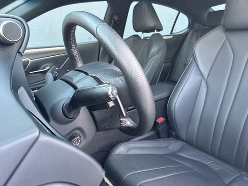 Used 2024 Lexus ES 350 F Sport FWD image 16
