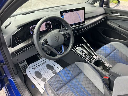 Certified 2025 Volkswagen Golf R Black Edition AWD/4WD image 14
