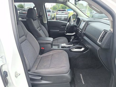 Used 2023 Nissan Frontier SV w/ Technology Package AWD/4WD image 21