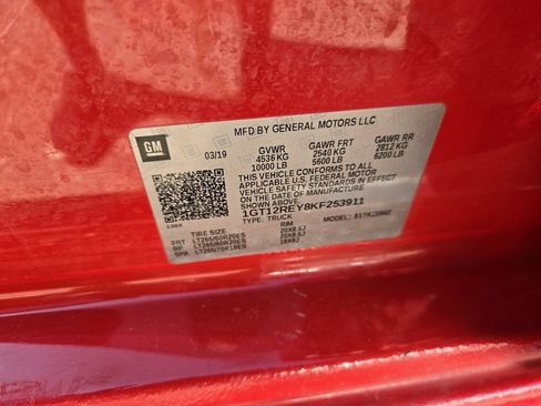 Used 2019 GMC Sierra 2500 SLT w/ Duramax Plus Package AWD/4WD image 28