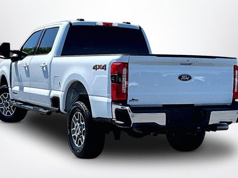 Used 2025 Ford F250 Lariat AWD/4WD image 5