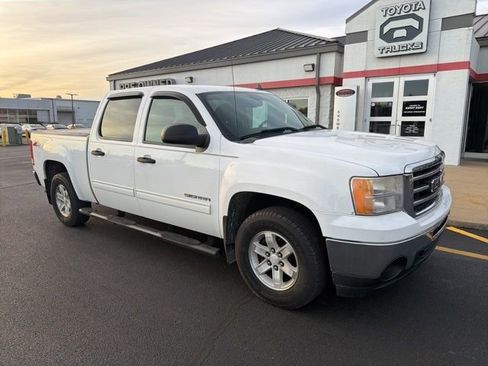 Used 2013 GMC Sierra 1500 SLE w/ Power Tech Package image 1