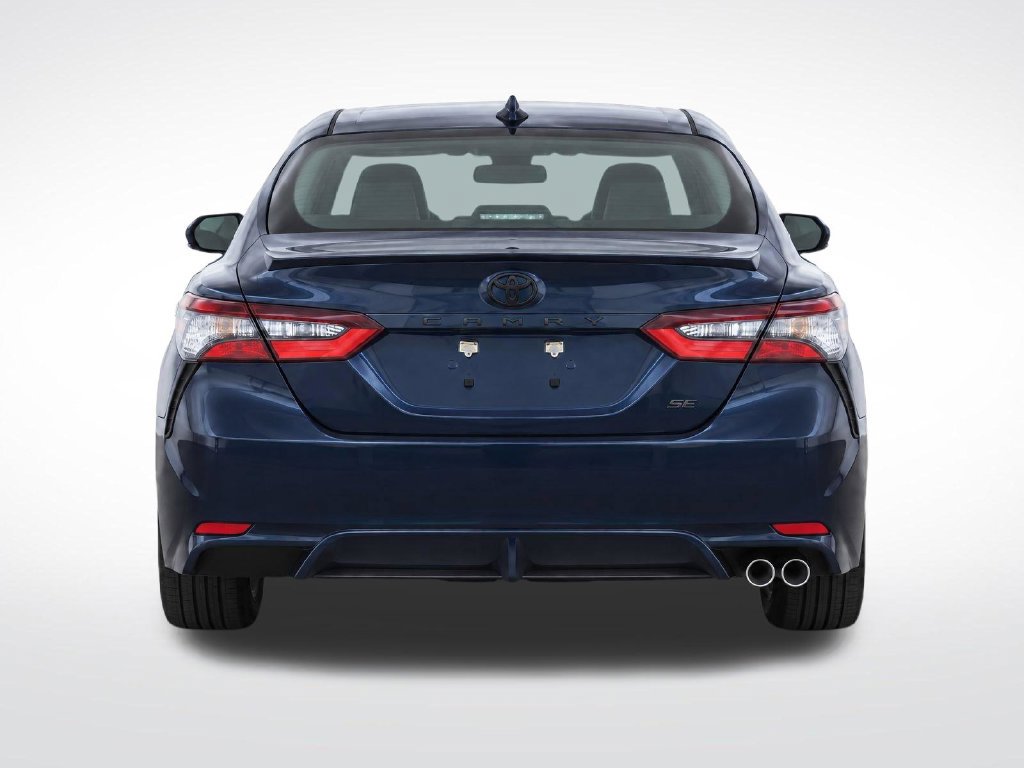 Used 2021 Toyota Camry SE w/ Convenience Package FWD image 6