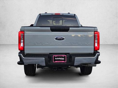 New 2026 Ford F250 XLT w/ FX4 Off-Road Package AWD/4WD image 8