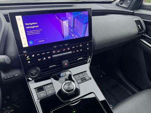 Used 2023 Toyota bZ4X AWD image 35