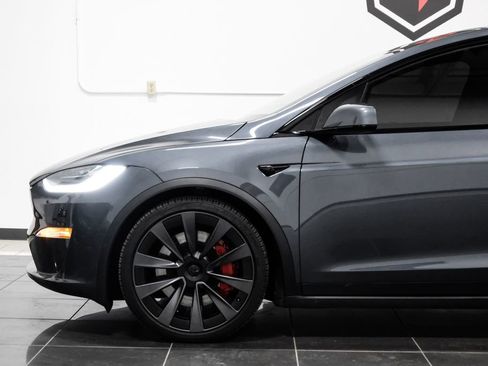 Used 2022 Tesla Model X image 13
