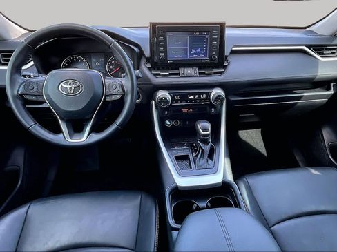 Used 2021 Toyota RAV4 XLE Premium FWD image 16