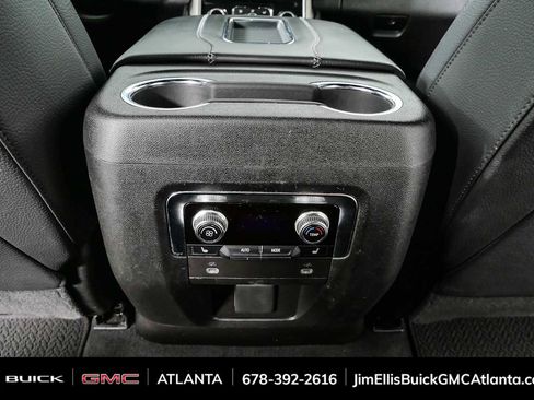 Used 2023 GMC Yukon Denali AWD/4WD image 18