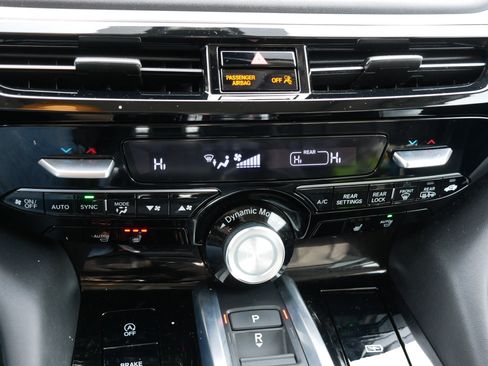 Used 2023 Acura MDX SH-AWD w/ Technology Package image 23