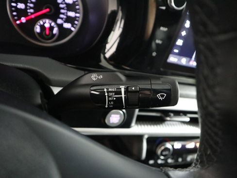Used 2023 Kia K5 GT-Line image 27