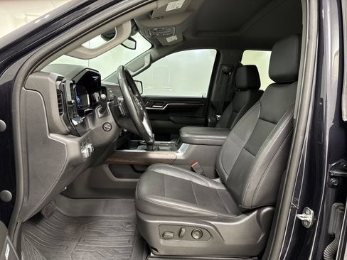Used 2023 GMC Sierra 1500 SLT w/ SLT Premium Package AWD/4WD image 19