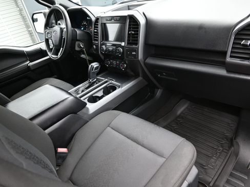 Used 2019 Ford F150 XLT w/ Equipment Group 302A Luxury image 38