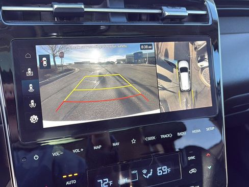 Used 2024 Hyundai Tucson Limited image 13