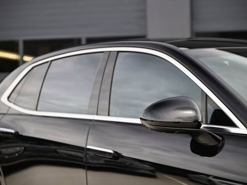 Used 2023 Genesis G90 3.5T AWD/4WD image 4