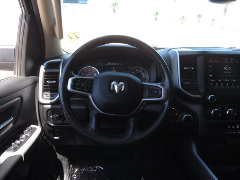 Used 2020 RAM 1500 Big Horn AWD/4WD image 22