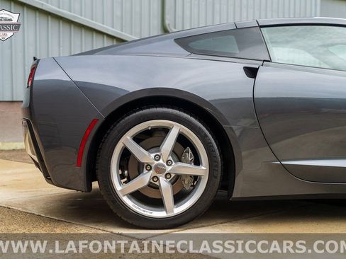 Used 2014 Chevrolet Corvette Base w/ Battery Protection Package image 47