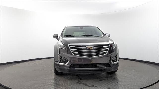 Used 2017 Cadillac XT5 Luxury w/ Driver Awareness Package FWD image 11